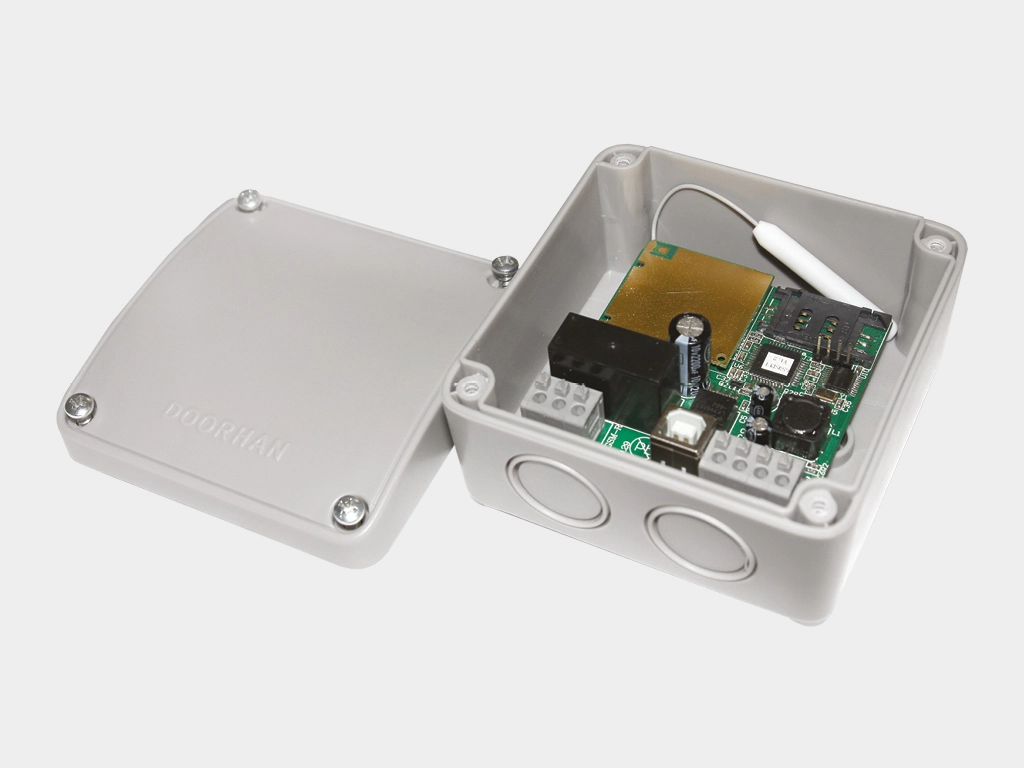 Блок управления серии cv0.1 для осуществления возможности дистанционного управления одной роллетой или группой роллет.